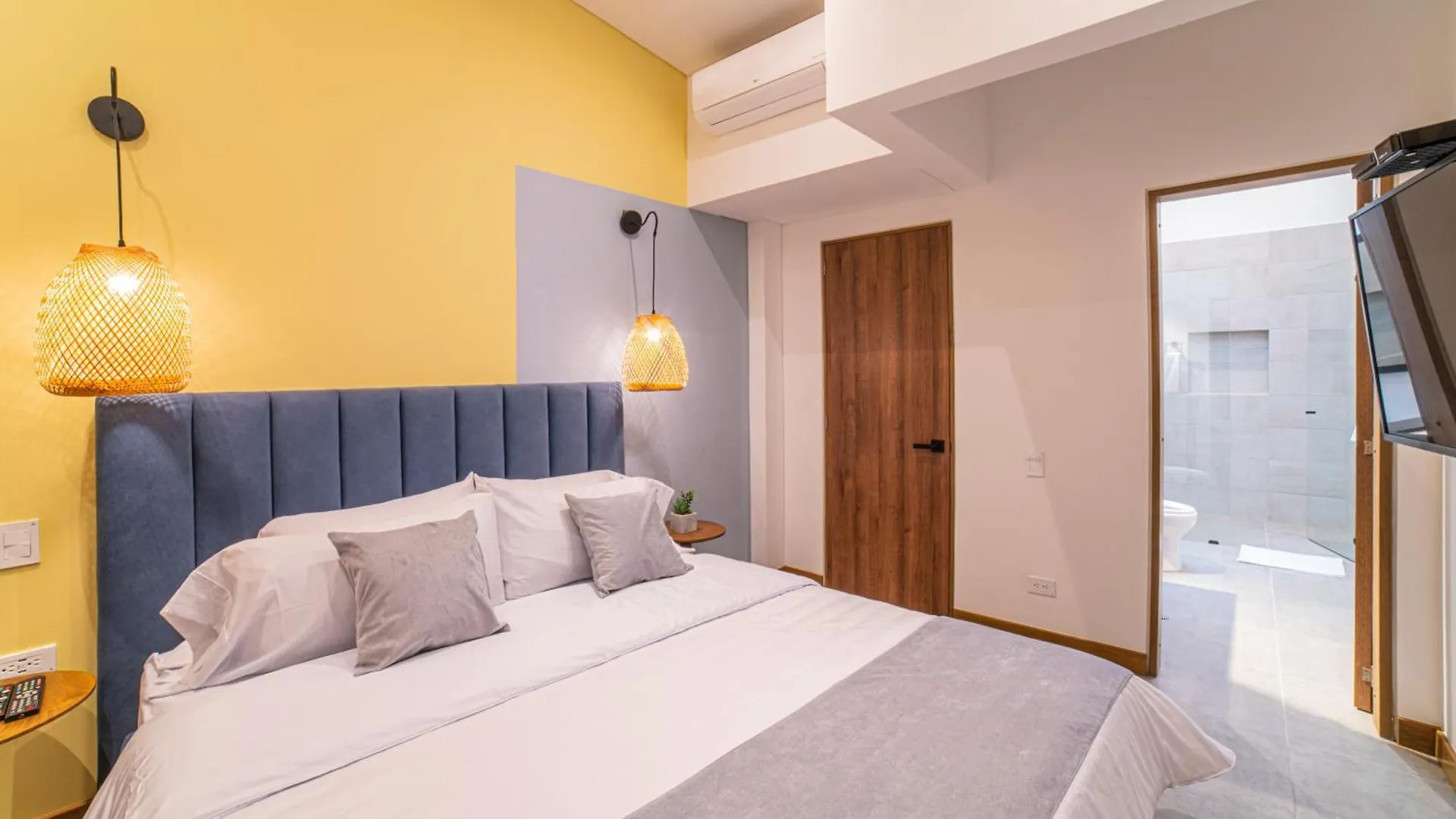 Ere Centenario Luxury Suites Cali 0*,  Colombia