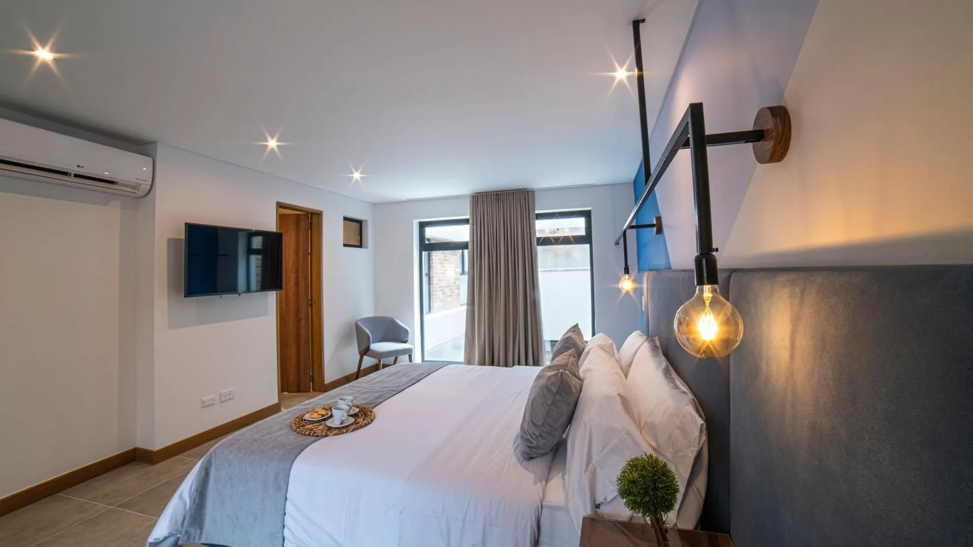 Ere Centenario Luxury Suites Cali