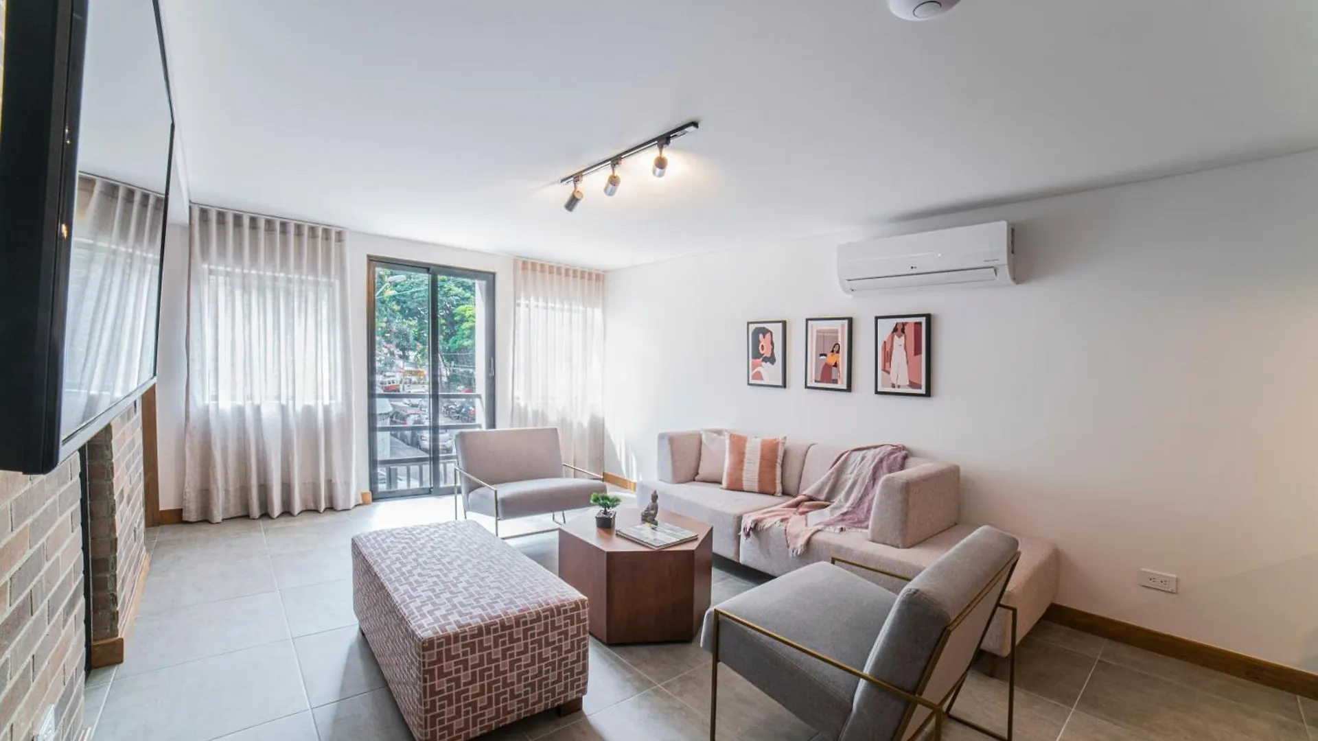 Apartment Ere Centenario Luxury Suites Cali Colombia